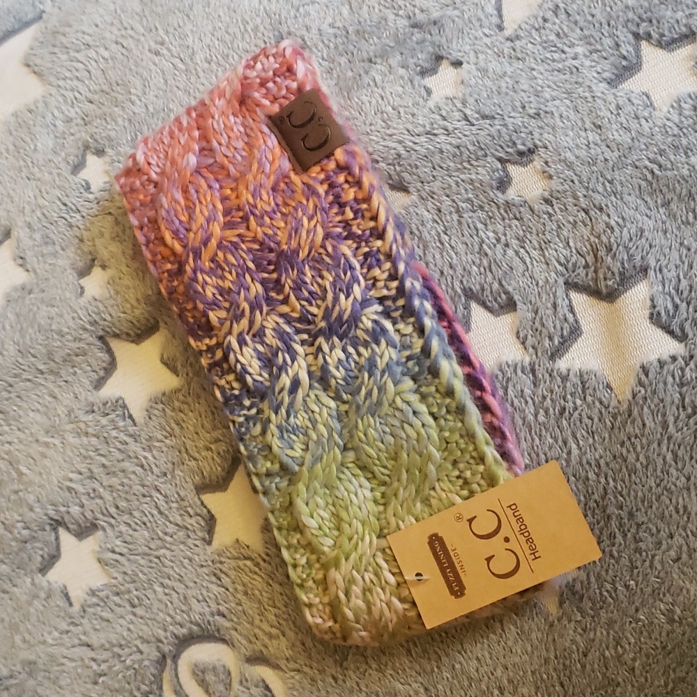 3/$25 C.C Beanie Fuzzy Lined Multi Color C.C Head Wrap (Headband) - Picture 2 of 10